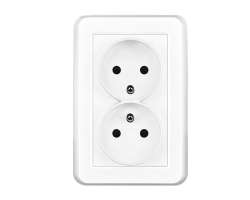 UNIC Elektrick� dvojz�suvka 2x230V b�l� plast - 128 K�