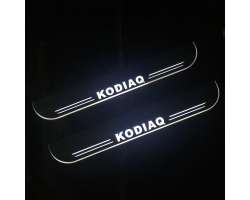 LED prahové lišty přední bílé s dynamickým efektem pro KODIAQ - 1890 Kč